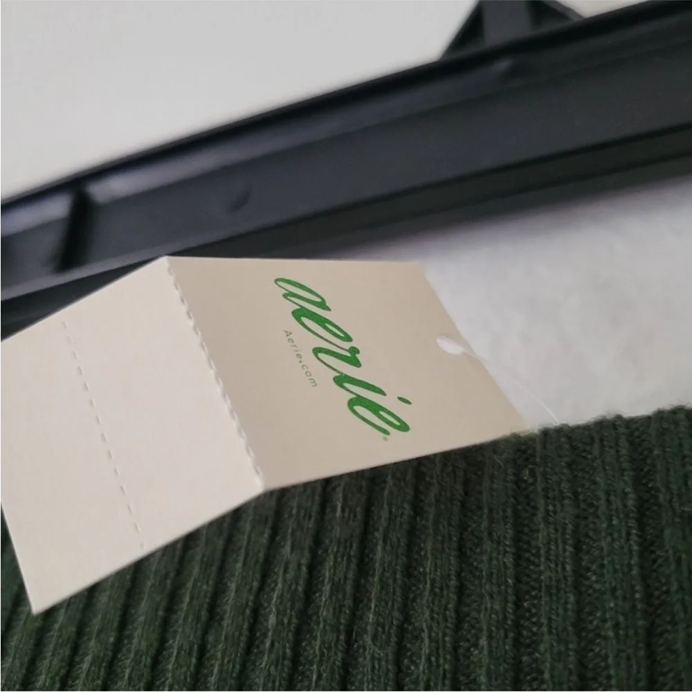 🆕 AERIE Take Charge Stretchy Ribbed Knit Olive Green Pleated Mini Skirt, Size M - Picture 7 of 14